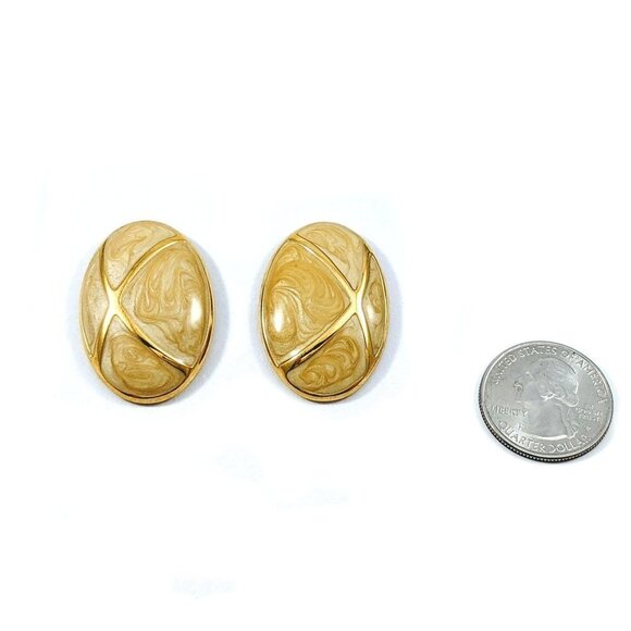 Vintage Napier Oval Beige Enamel Swirl Pierced Earrings - Picture 3 of 8